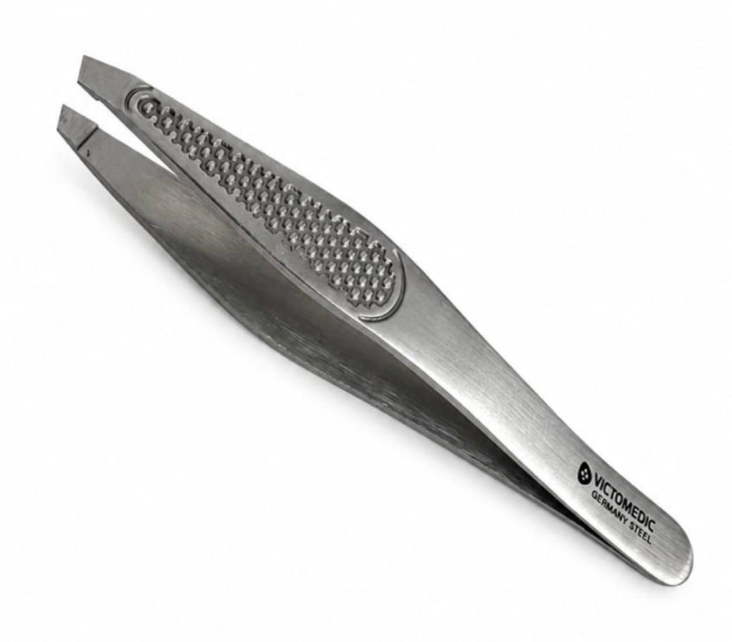 VICTOMEDIC Slant Tip Eyebrow Tweezers